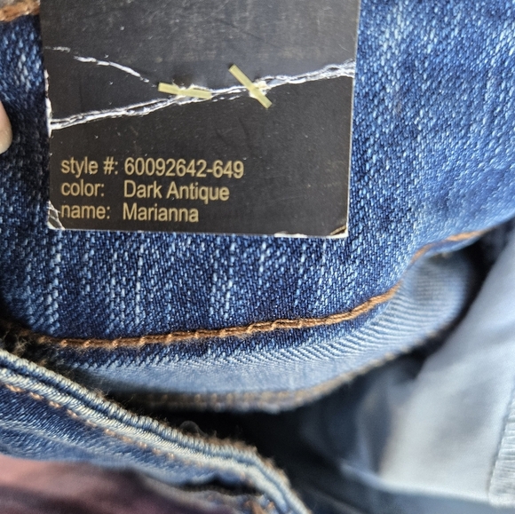 Nine West Marianna Straight LegStretch Jeans - Dark Wash - Size 18/33 - Picture 9 of 10